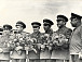 Летчики-космонавты, Герои Советского Союза А.А. Леонов и П.И. Беляев с офицерами Вологодского гарнизона. 1965 г.
